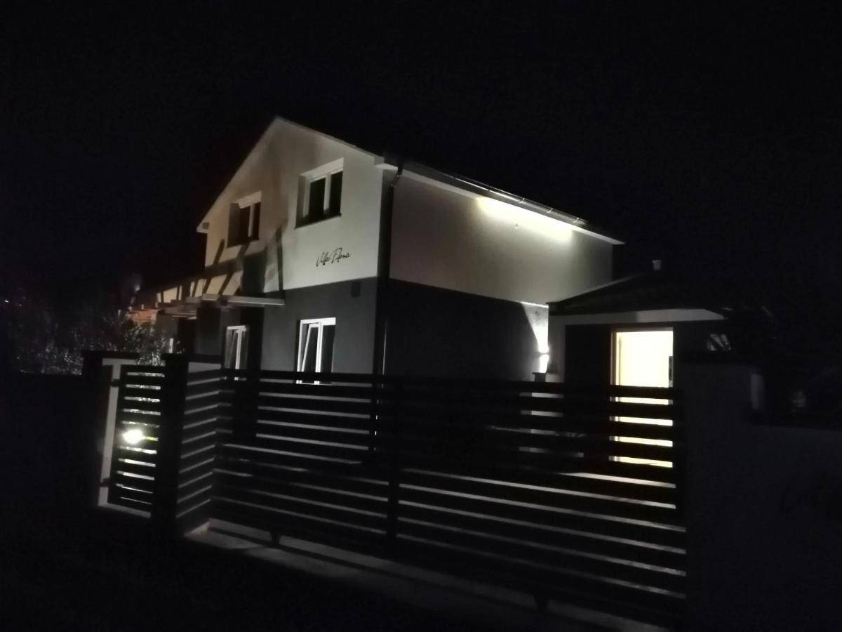 Elena Villa Pomer Exterior foto